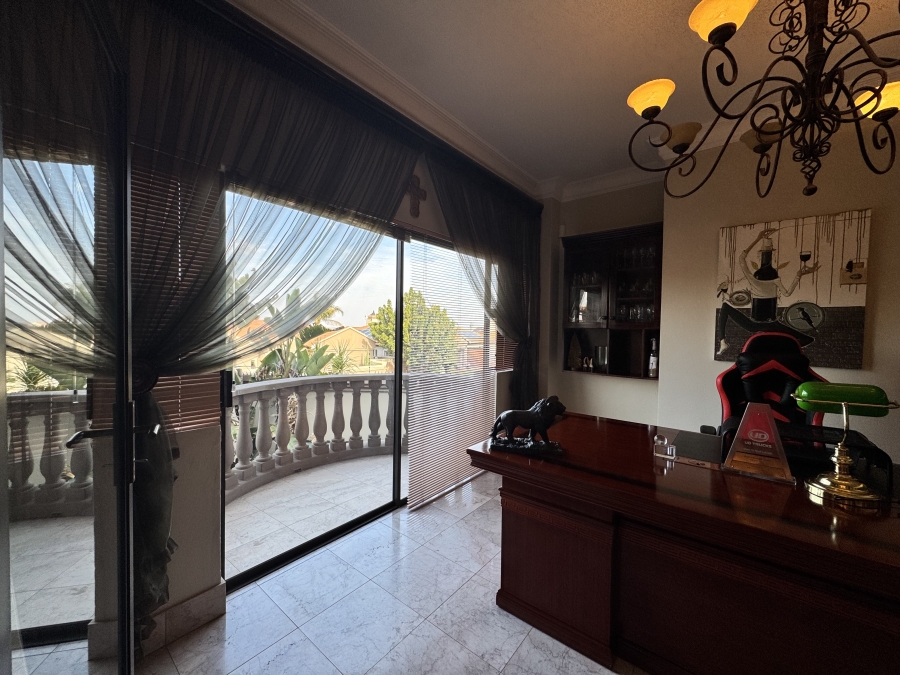 4 Bedroom Property for Sale in Wilkoppies North West